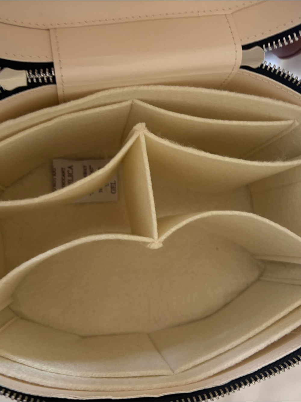 Saie Black Pebbled Leather Toiletry Case with Cream Interior - Picture 2 of 5